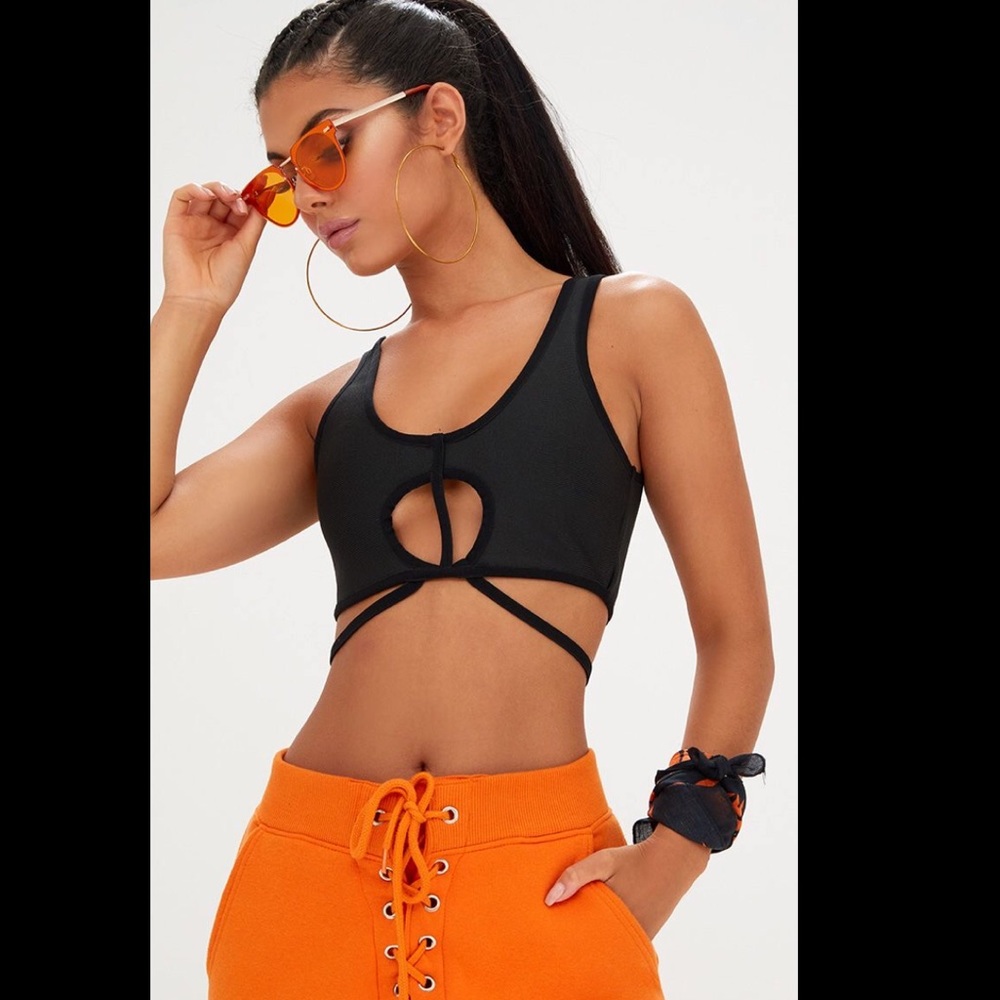 PLT BLACK BANDAGE HARNESS PLUNGE CROP TOP
